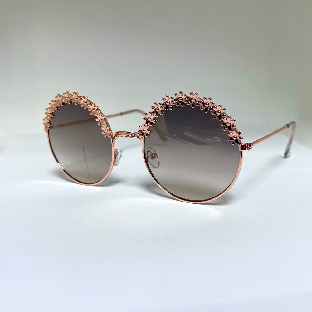 Round shape sunglasses